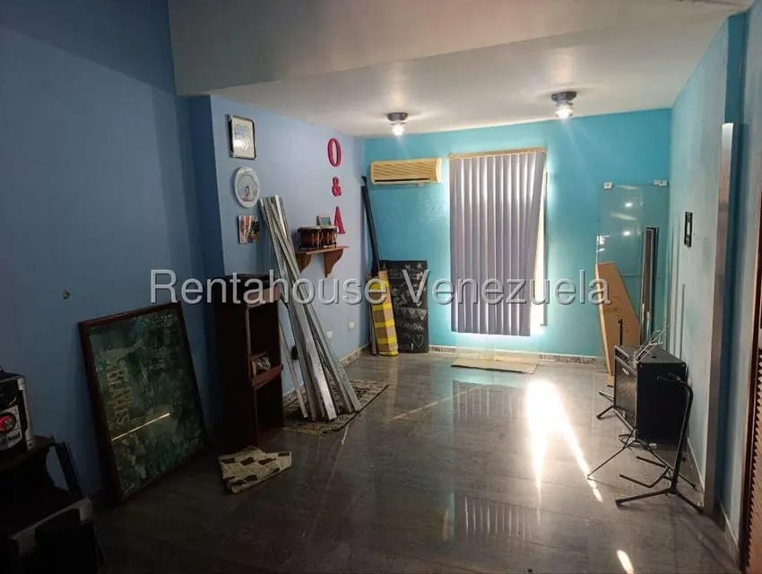 Casa (Duplex) en Venta en La Esmeralda, Carabobo - 12
