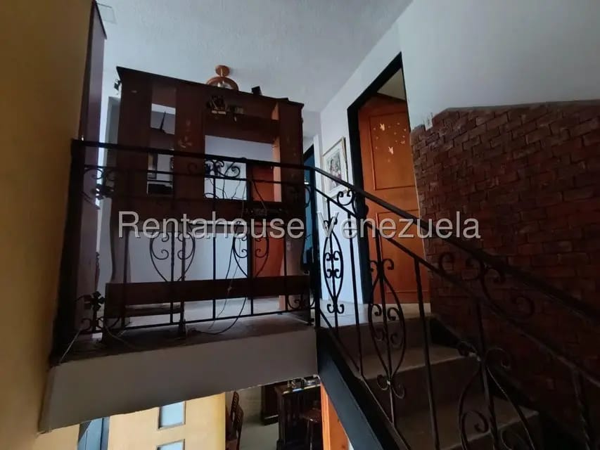Casa (Duplex) en Venta en La Esmeralda, Carabobo - 16