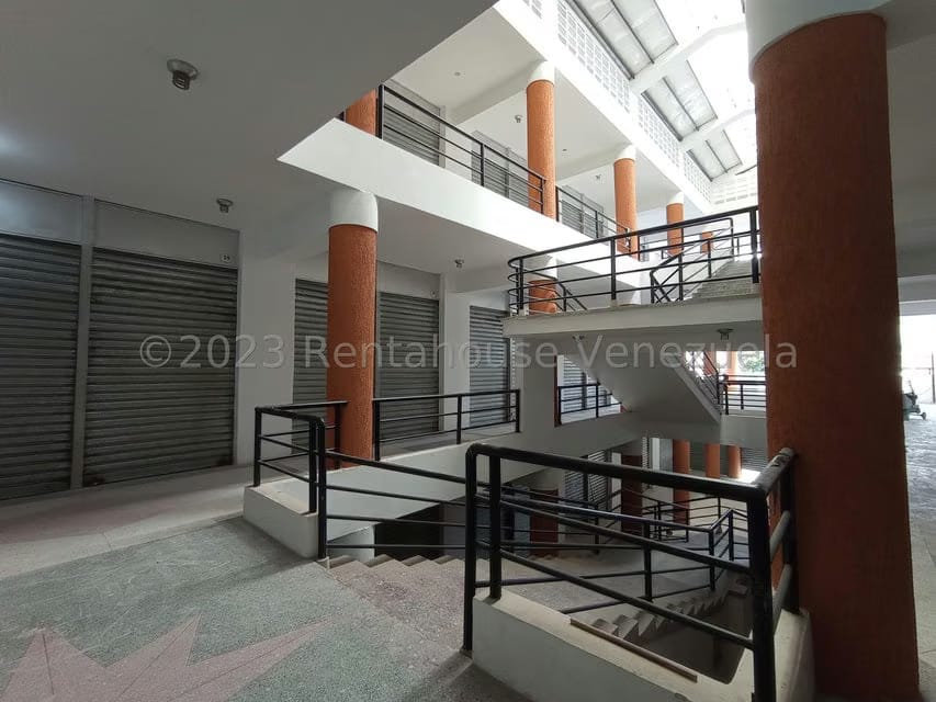 Comercial (Local Comercial) en Alquiler en Centro, Aragua - 11