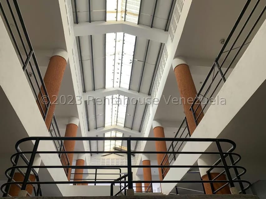 Comercial (Local Comercial) en Alquiler en Centro, Aragua - 13
