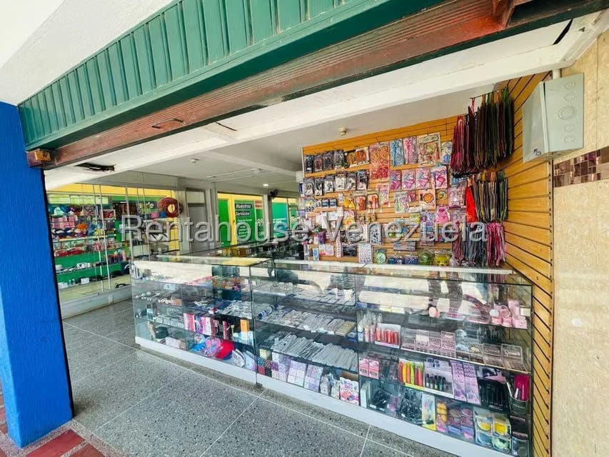 Negocios y Empresas (Comercio) en Venta en Zona Oeste, Lara - 16