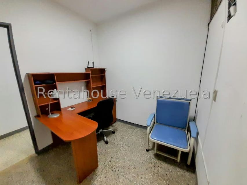 Comercial (Consultorio Medico) en Alquiler en Centro, Lara - 8