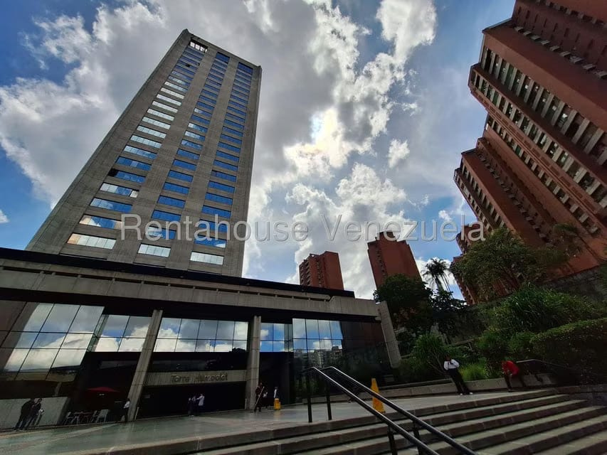 Comercial (Oficina) en Alquiler en Prados del Este, Distrito Metropolitano