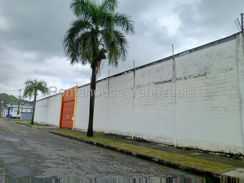 Comercial (Local Comercial) en Venta en Lizandro Alvarado, Carabobo