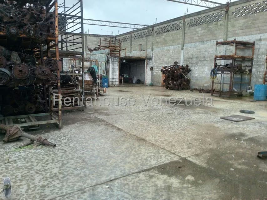 Comercial (Local Comercial) en Venta en Lizandro Alvarado, Carabobo - 13