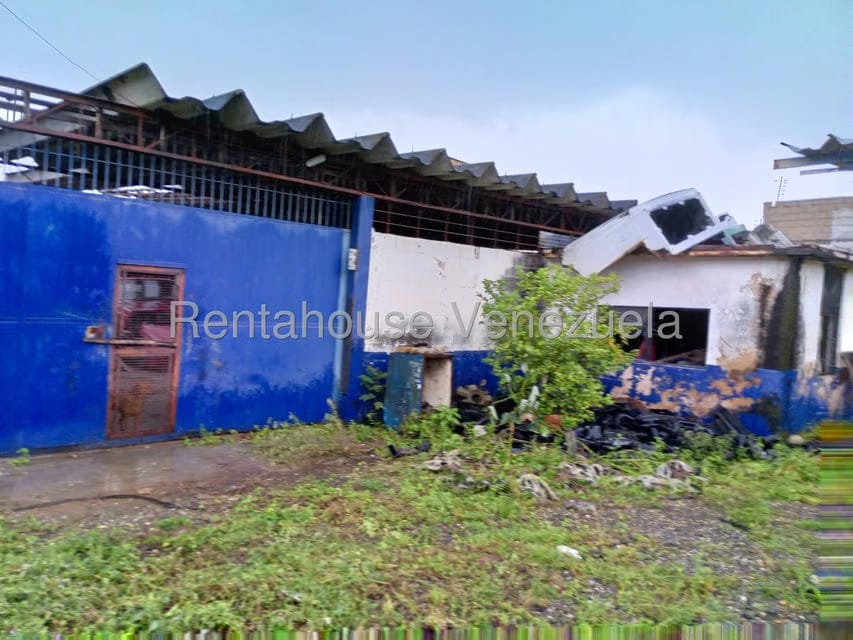 Comercial (Local Comercial) en Venta en Lizandro Alvarado, Carabobo - 14