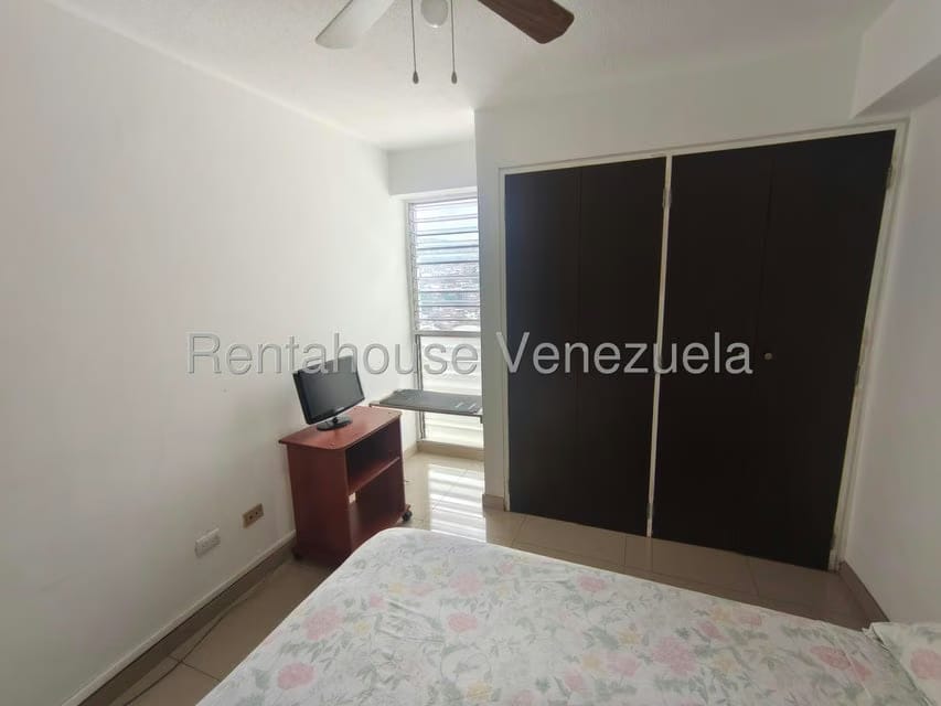 Apartamento (1 Nivel) en Alquiler en Macaracuay, Distrito Metropolitano - 20
