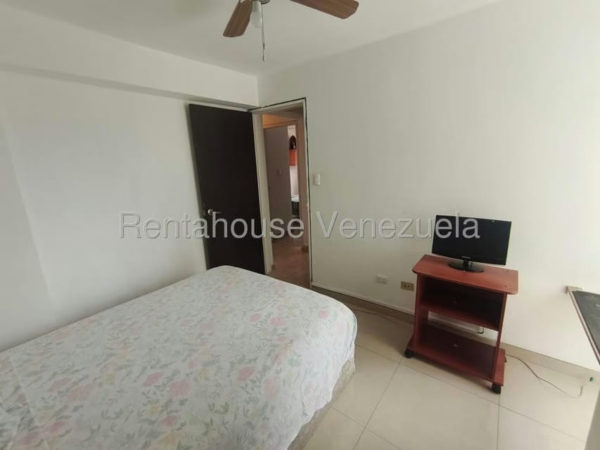Apartamento (1 Nivel) en Alquiler en Macaracuay, Distrito Metropolitano - 21