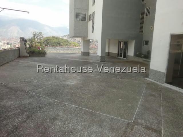 Apartamento (1 Nivel) en Alquiler en Macaracuay, Distrito Metropolitano - 35