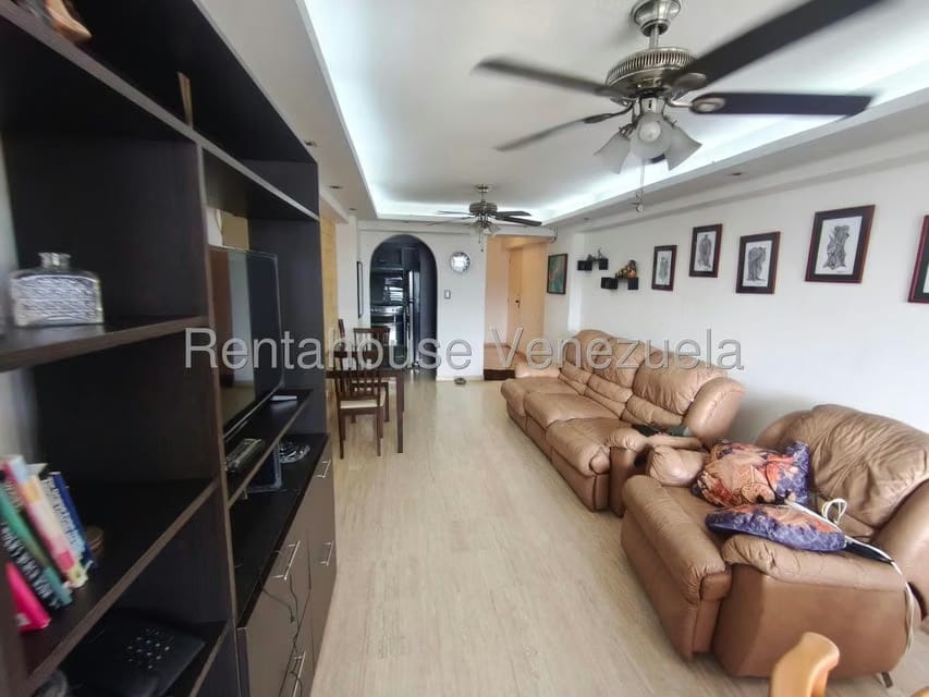 Apartamento (1 Nivel) en Alquiler en Macaracuay, Distrito Metropolitano - 7