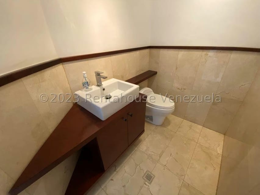 Casa (Duplex) en Venta en Alto Hatillo, Distrito Metropolitano - 14
