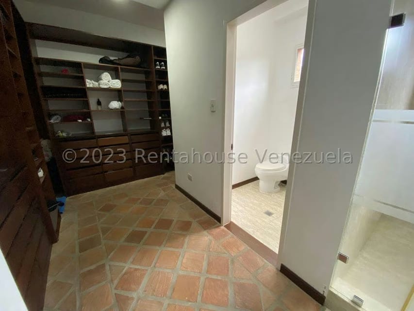 Casa (Duplex) en Venta en Alto Hatillo, Distrito Metropolitano - 17