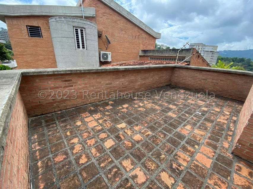 Casa (Duplex) en Venta en Alto Hatillo, Distrito Metropolitano - 25