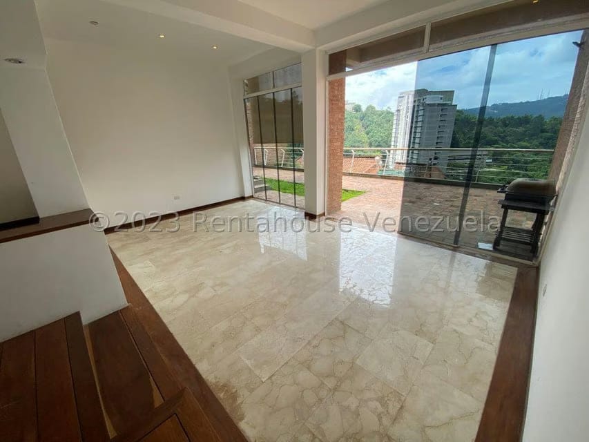 Casa (Duplex) en Venta en Alto Hatillo, Distrito Metropolitano - 10