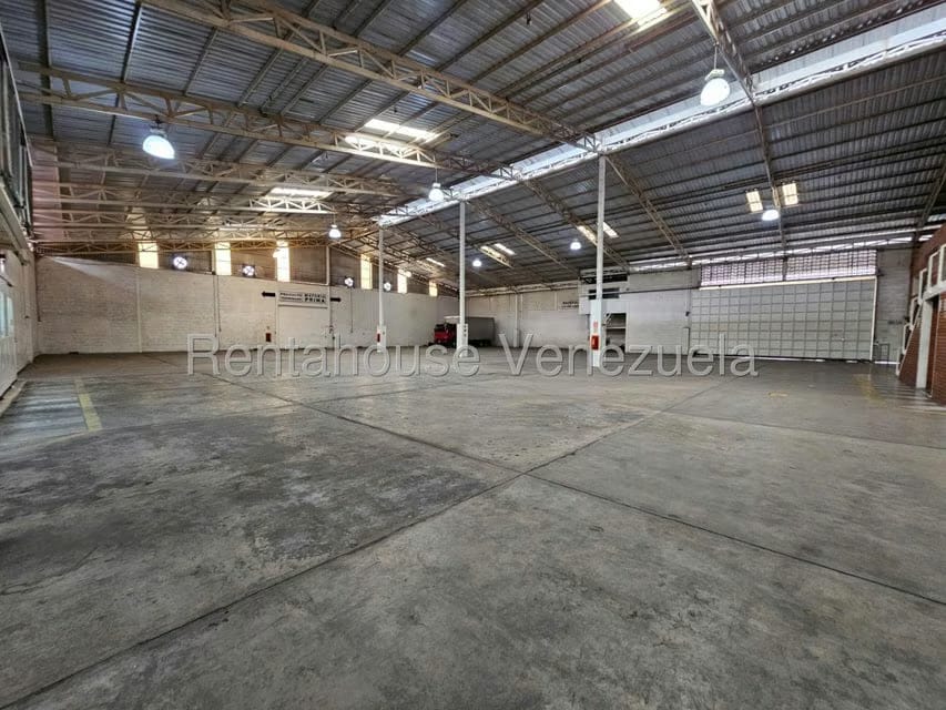 Comercial (Local Comercial) en Venta en San Joaquin de Turmero, Aragua - 14