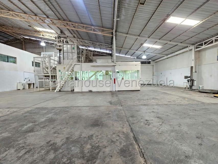 Comercial (Local Comercial) en Venta en San Joaquin de Turmero, Aragua - 18