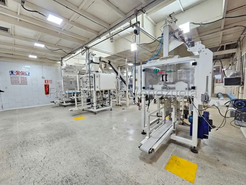 Comercial (Local Comercial) en Venta en San Joaquin de Turmero, Aragua - 22
