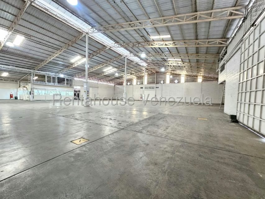 Comercial (Local Comercial) en Venta en San Joaquin de Turmero, Aragua - 24