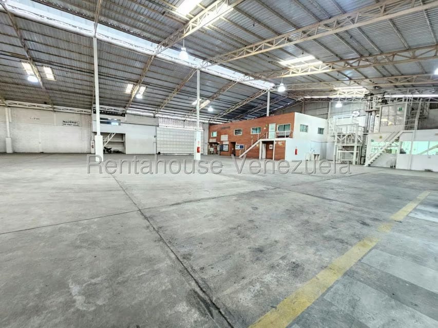 Comercial (Local Comercial) en Venta en San Joaquin de Turmero, Aragua - 28
