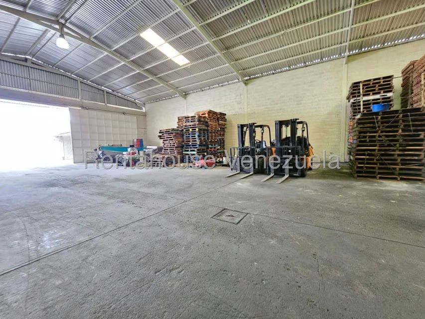 Comercial (Local Comercial) en Venta en San Joaquin de Turmero, Aragua - 36