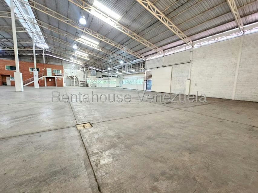 Comercial (Local Comercial) en Venta en San Joaquin de Turmero, Aragua - 44