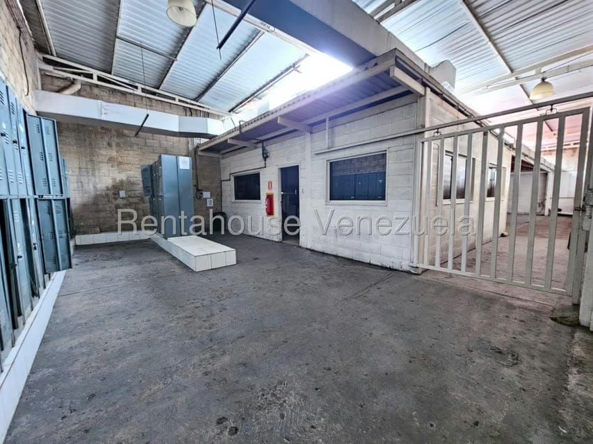 Comercial (Local Comercial) en Venta en San Joaquin de Turmero, Aragua - 49