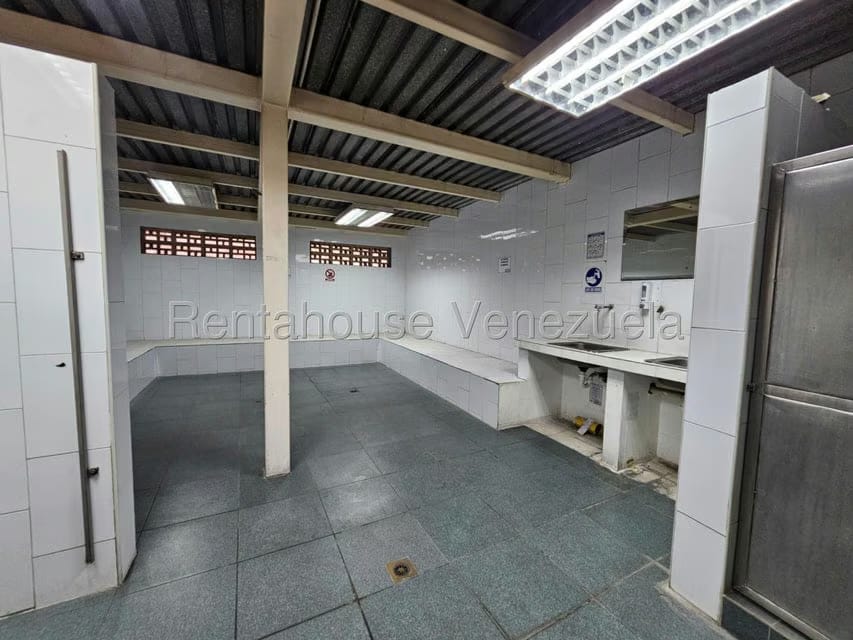 Comercial (Local Comercial) en Venta en San Joaquin de Turmero, Aragua - 52