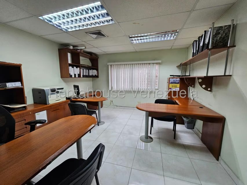 Comercial (Local Comercial) en Venta en San Joaquin de Turmero, Aragua - 71