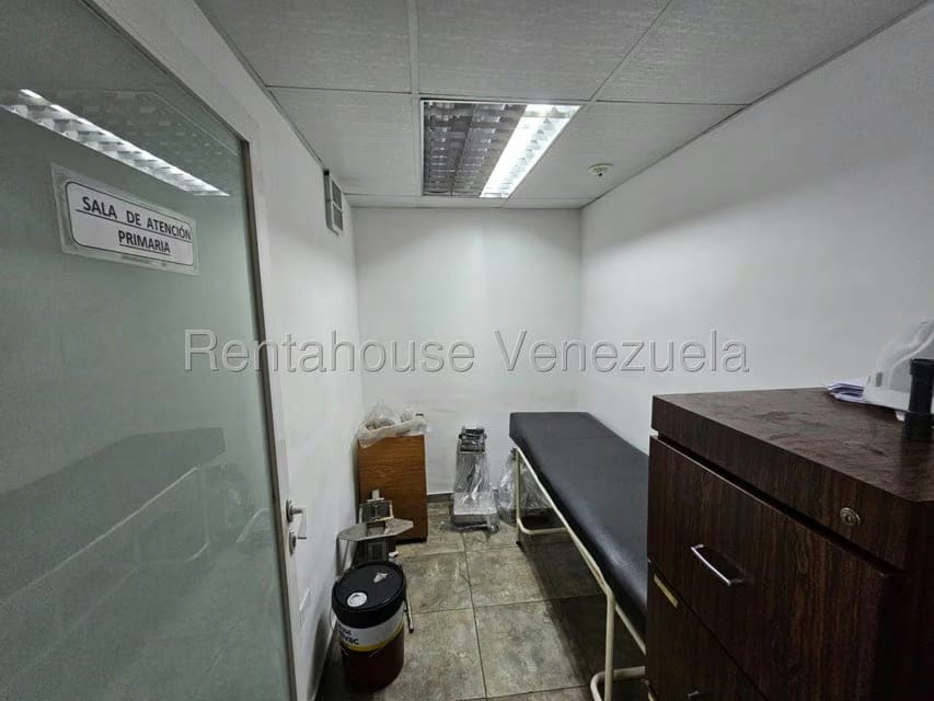 Comercial (Local Comercial) en Venta en San Joaquin de Turmero, Aragua - 85
