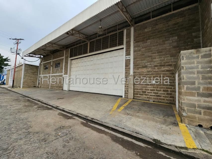Comercial (Local Comercial) en Venta en San Joaquin de Turmero, Aragua - 90