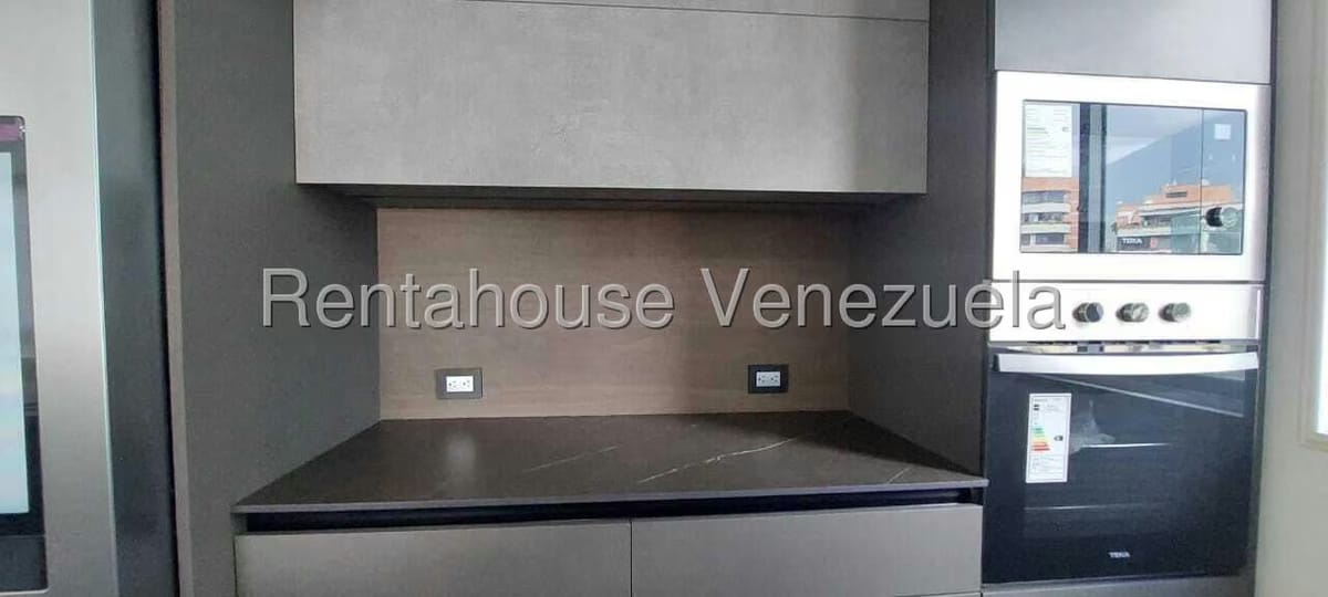 Apartamento (1 Nivel) en Alquiler en La Castellana, Distrito Metropolitano - 17