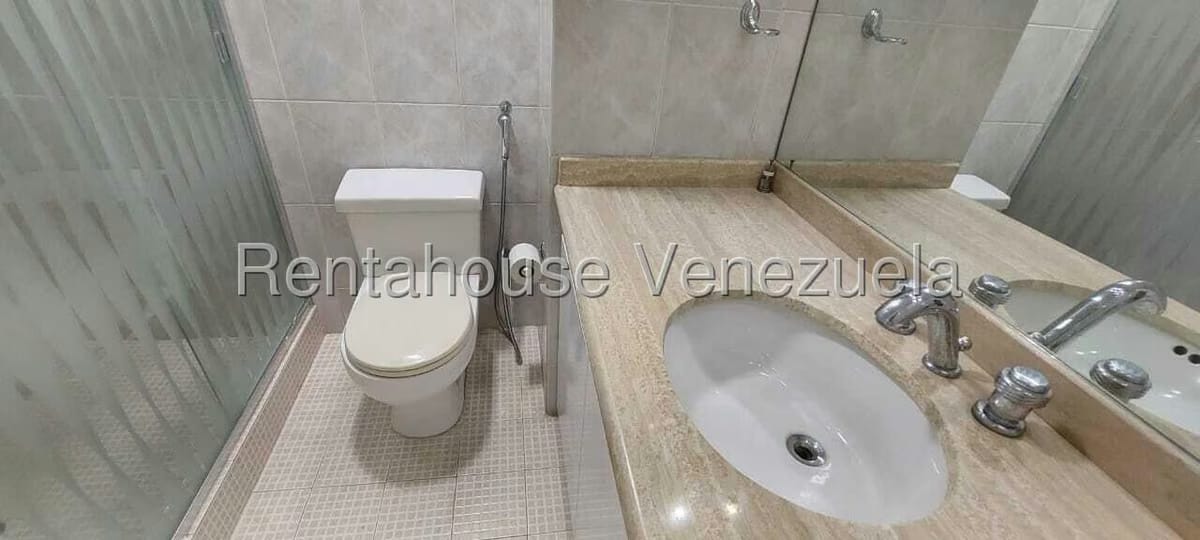 Apartamento (1 Nivel) en Alquiler en La Castellana, Distrito Metropolitano - 37