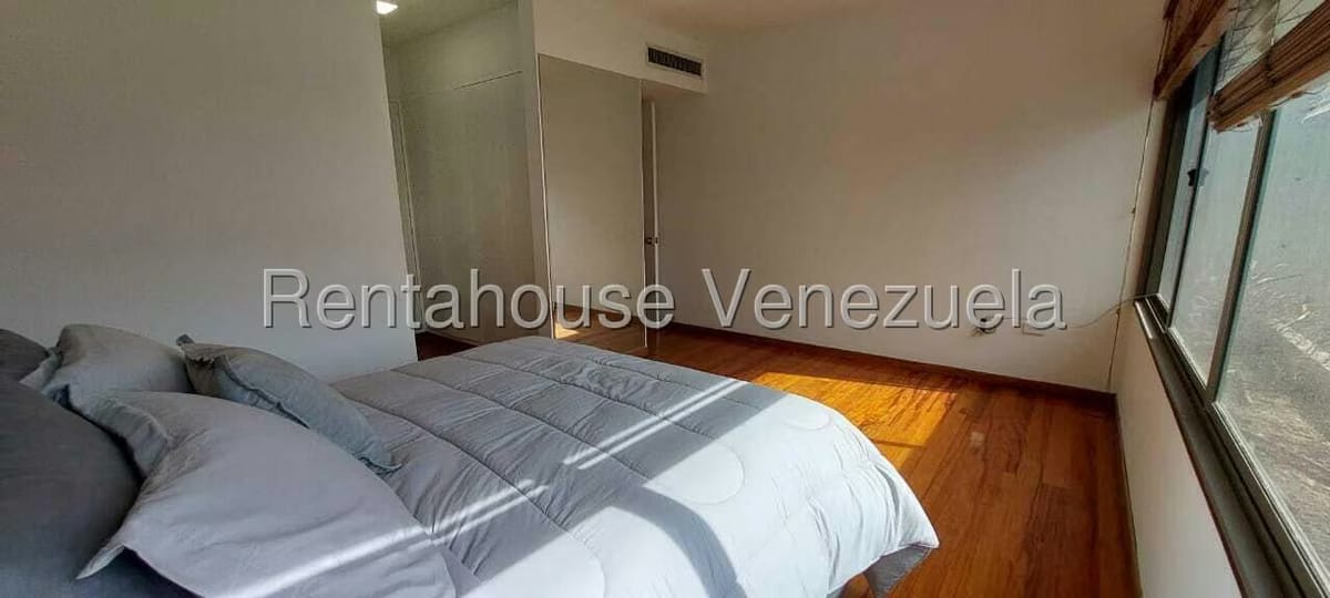 Apartamento (1 Nivel) en Alquiler en La Castellana, Distrito Metropolitano - 44