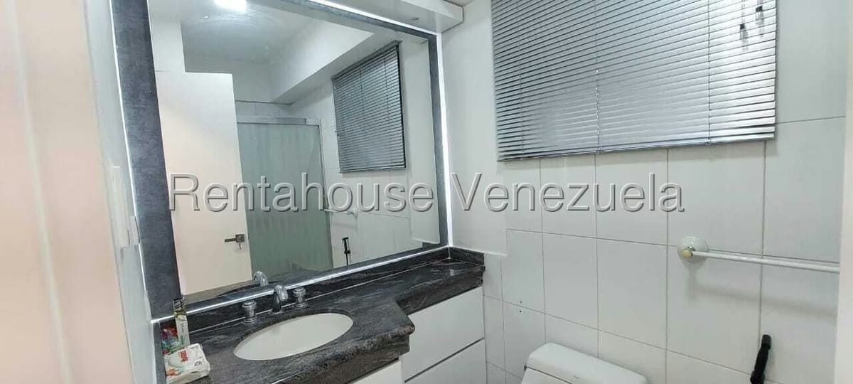 Apartamento (1 Nivel) en Alquiler en La Castellana, Distrito Metropolitano - 45