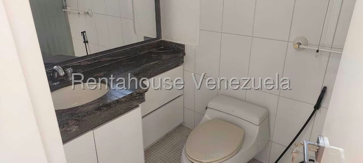Apartamento (1 Nivel) en Alquiler en La Castellana, Distrito Metropolitano - 49