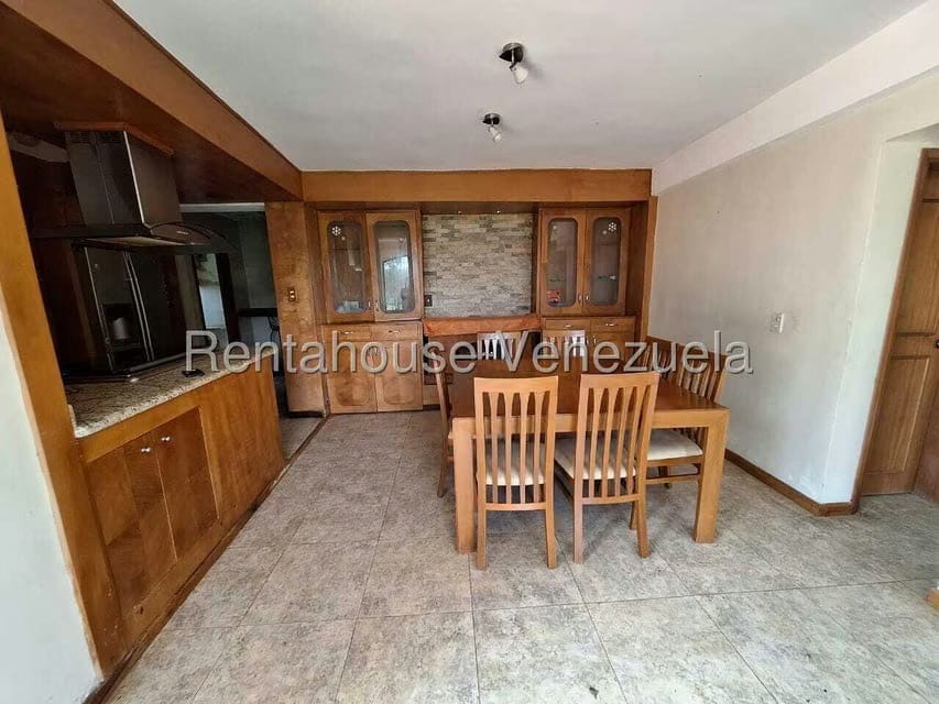 Casa (Duplex) en Venta en Cerro Alto, Miranda - 11