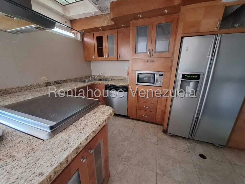 Casa (Duplex) en Venta en Cerro Alto, Miranda - 12