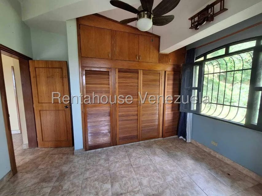 Casa (Duplex) en Venta en Cerro Alto, Miranda - 19