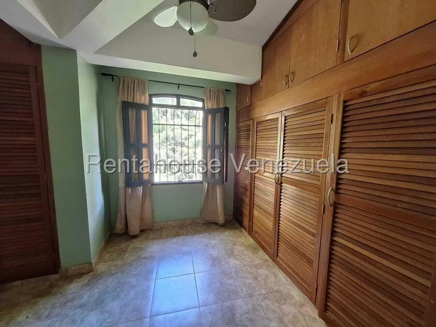 Casa (Duplex) en Venta en Cerro Alto, Miranda - 20