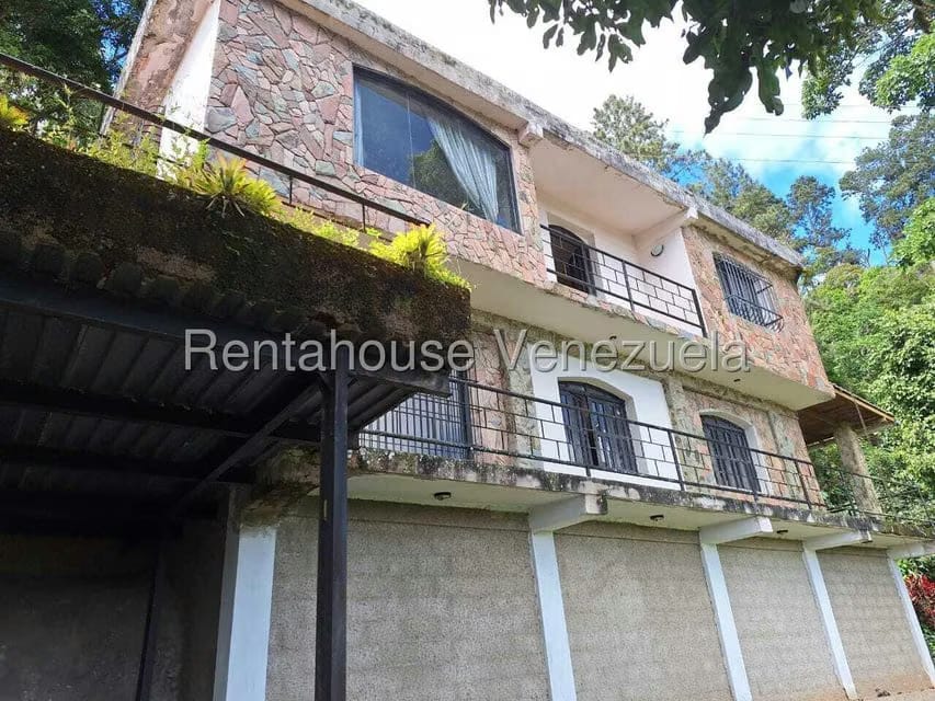 Casa (Duplex) en Venta en Cerro Alto, Miranda - 4