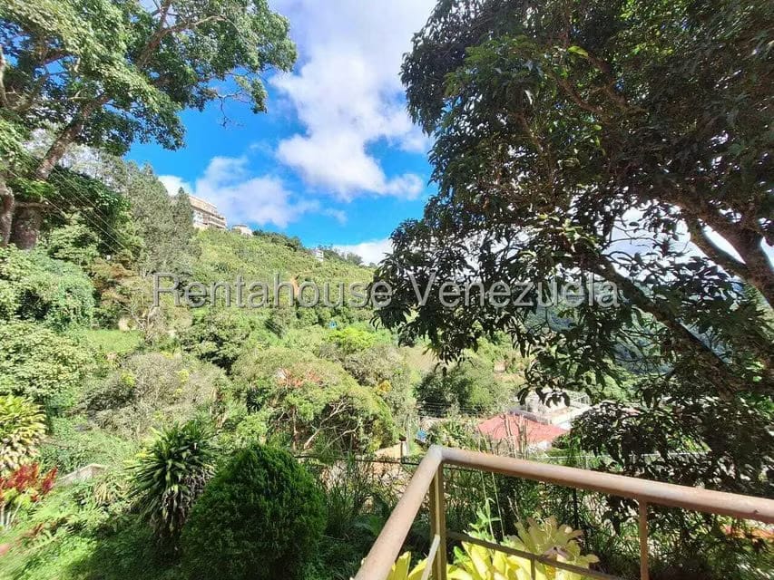 Casa (Duplex) en Venta en Cerro Alto, Miranda - 35