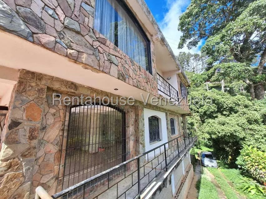 Casa (Duplex) en Venta en Cerro Alto, Miranda - 38