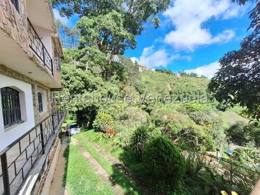 Casa (Duplex) en Venta en Cerro Alto, Miranda - 39