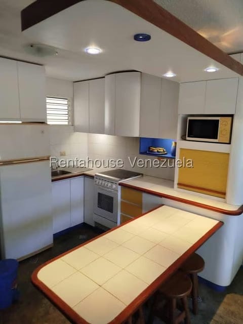 Apartamento (1 Nivel) en Venta en Bosque Mar, Miranda - 20