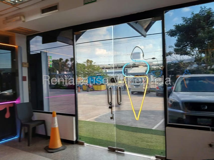 Comercial (Local Comercial) en Alquiler en La Mata, Lara - 16