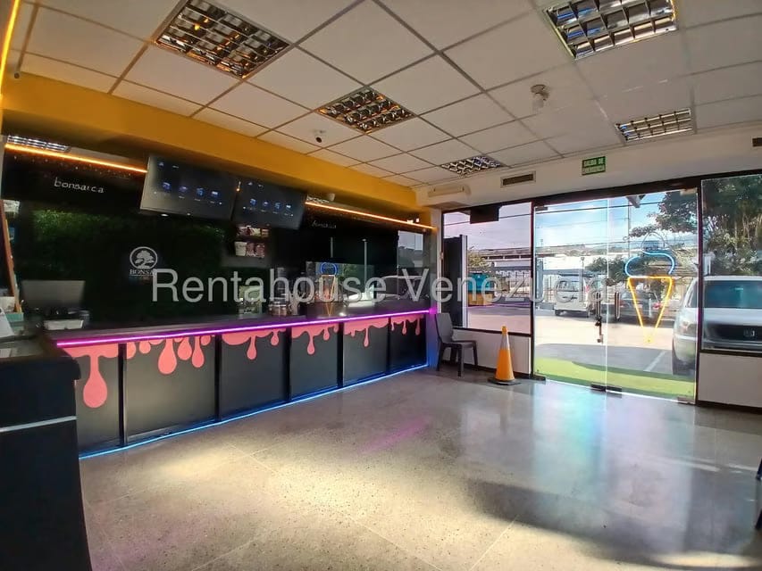 Comercial (Local Comercial) en Alquiler en La Mata, Lara - 17