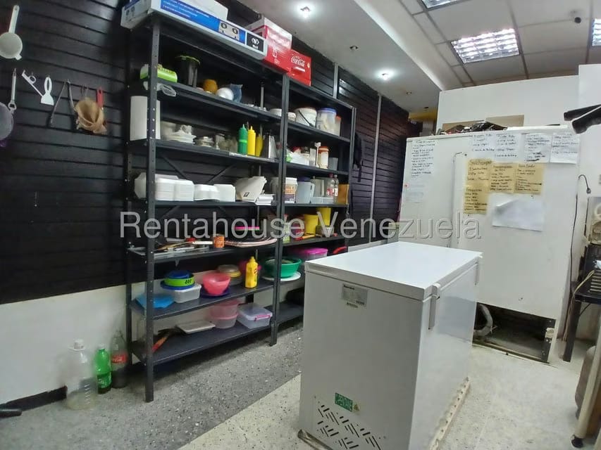 Comercial (Local Comercial) en Alquiler en La Mata, Lara - 31