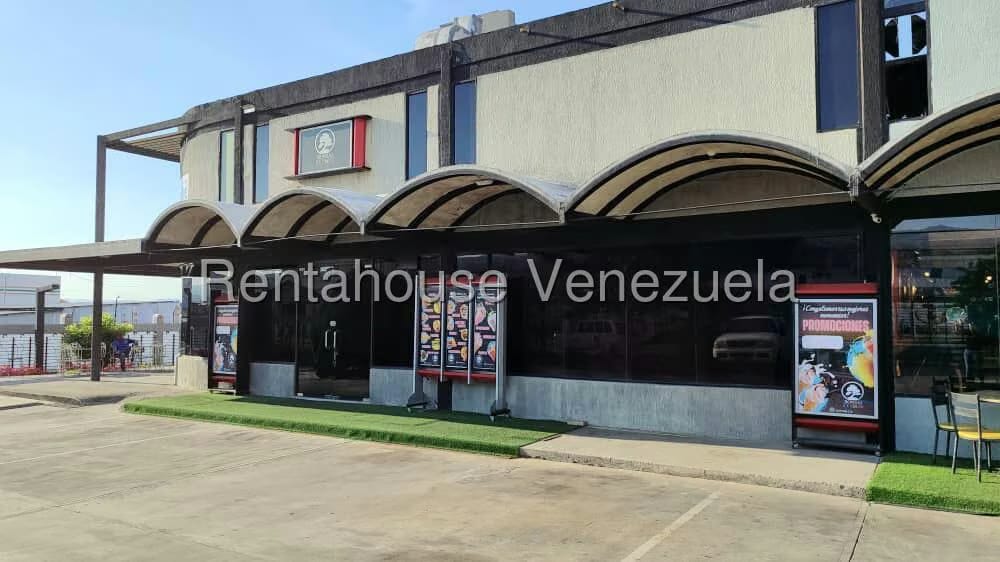 Comercial (Local Comercial) en Alquiler en La Mata, Lara - 39
