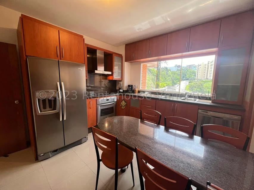 Apartamento (1 Nivel) en Alquiler en Lomas del Sol, Distrito Metropolitano - 12