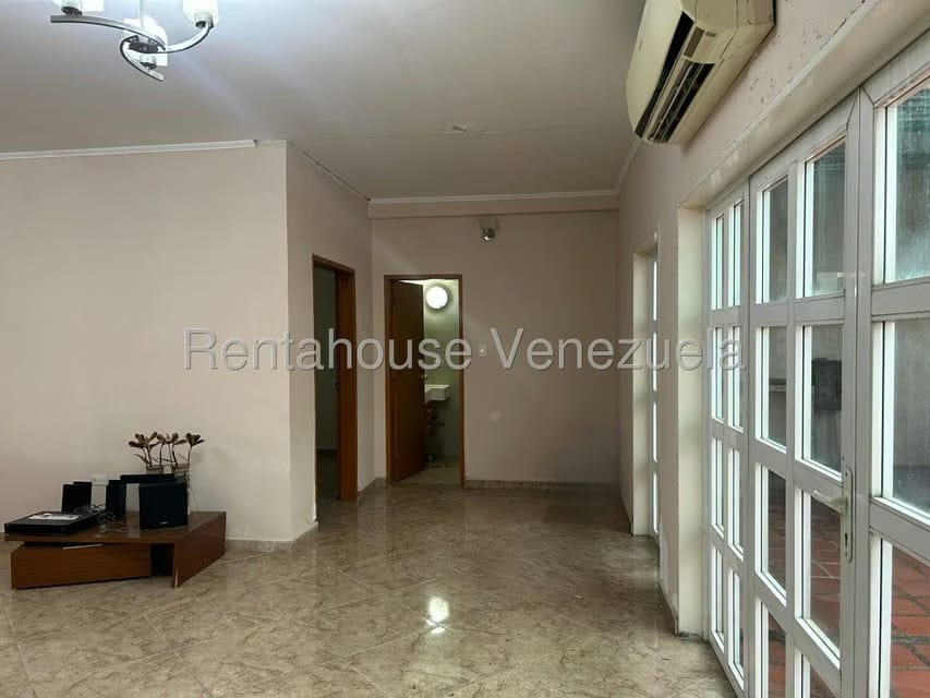 Casa (1 Nivel) en Venta en Tierra Del Sol, Carabobo - 13